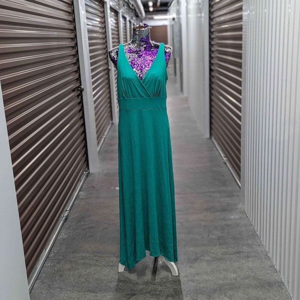 Ann Taylor Quiet Luxury Size Large Gorgeous Green Maxi Dress Old Money Soft Girl